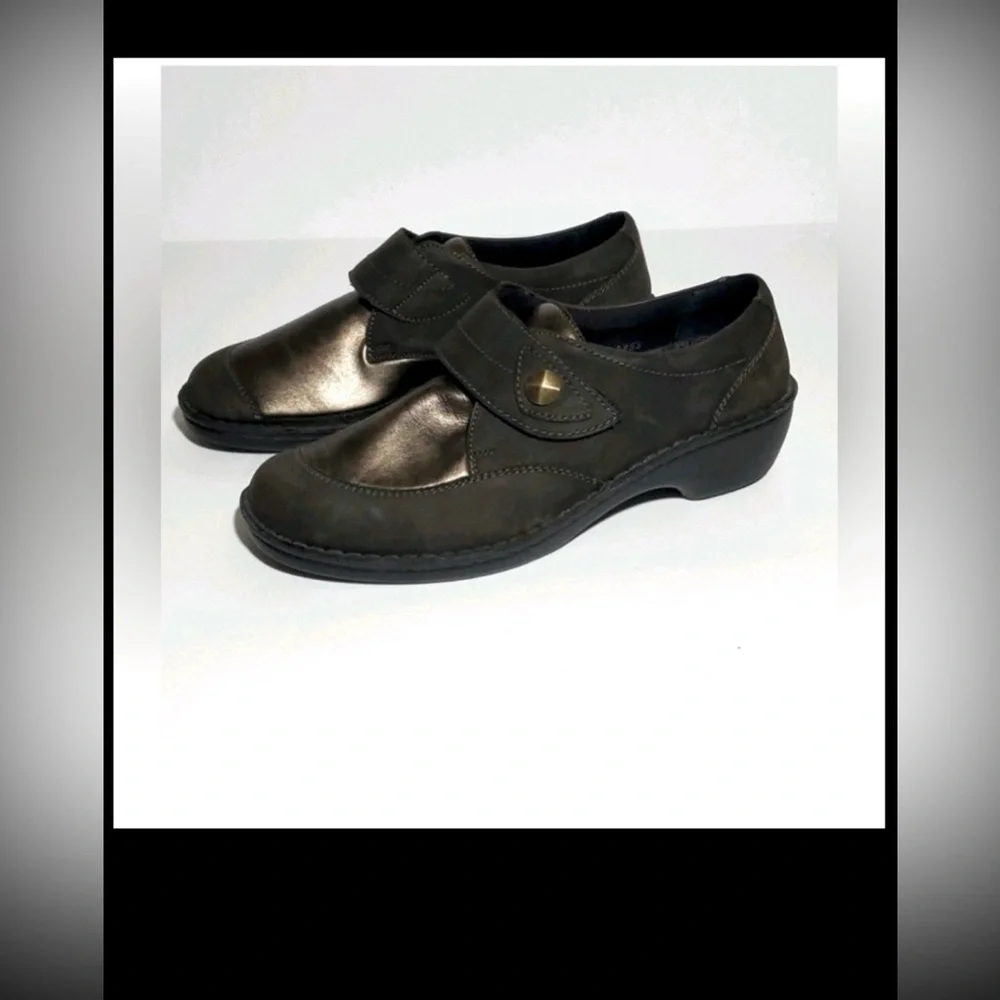 Berkemann Stretch Comfort Wedge Shoes in Metallic Bronze & Black Size 7
